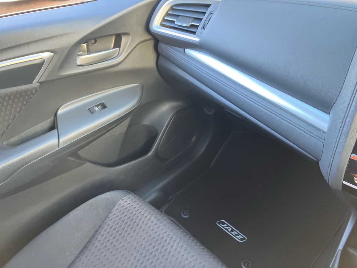Used Honda Jazz 2019 for sale - 76491079: Photo 55