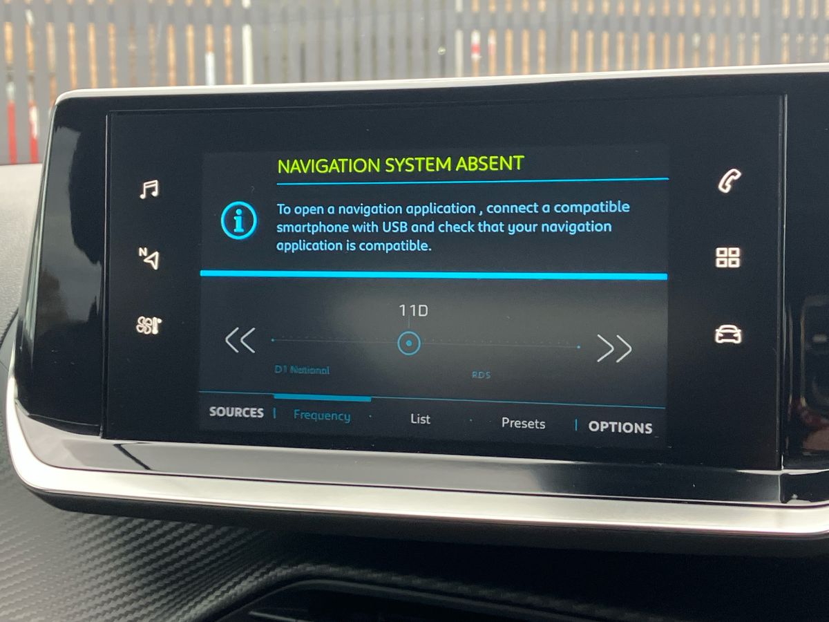 Used Peugeot 2008 2022 for sale - 76264016: Photo 11