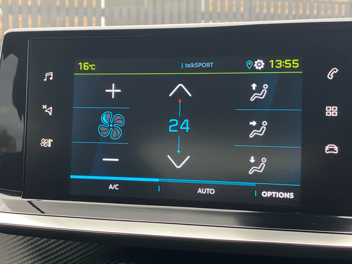 Used Peugeot 2008 2022 for sale - 76264016: Photo 12