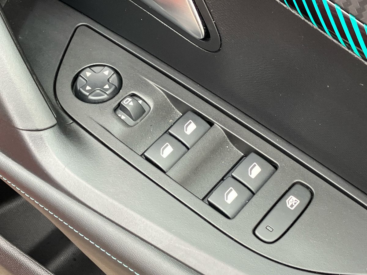 Used Peugeot 2008 2022 for sale - 76264016: Photo 18