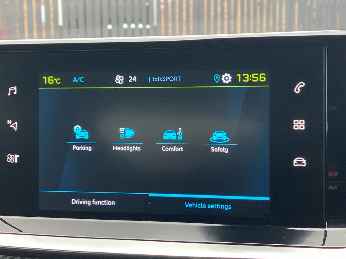 Used Peugeot 2008 2022 for sale - 76264016: Photo 44