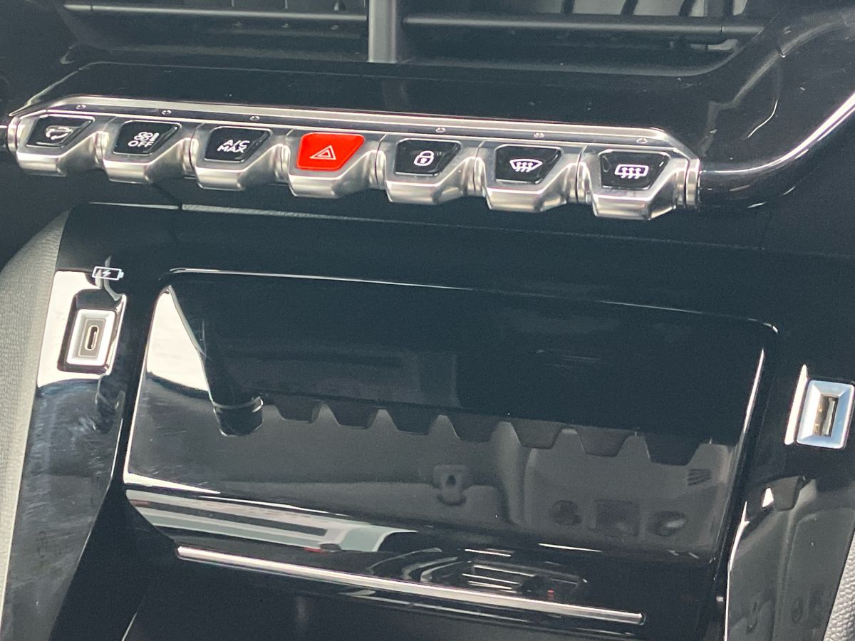 Used Peugeot 2008 2022 for sale - 76264016: Photo 49