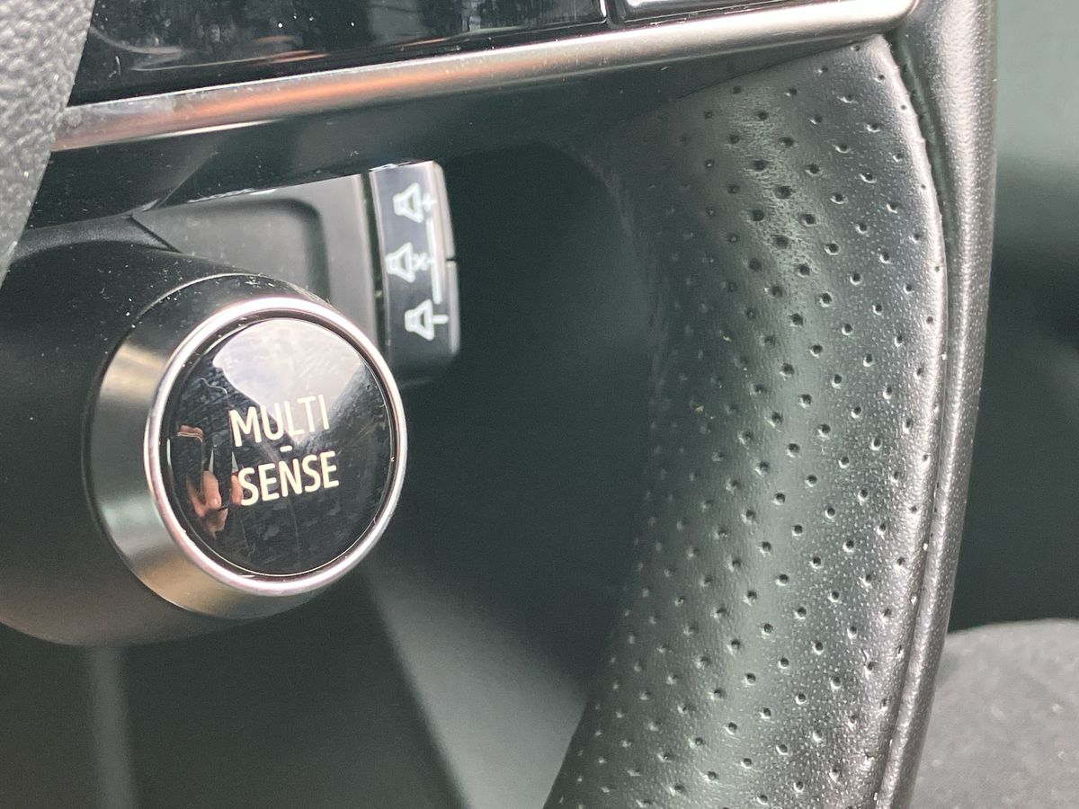 Used Renault Megane E Tech 2023 for sale - 77221158: Photo 37