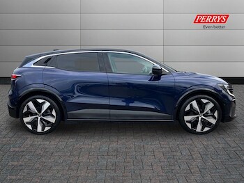 Used Renault Megane E Tech 2023 for sale - 77221158: Photo