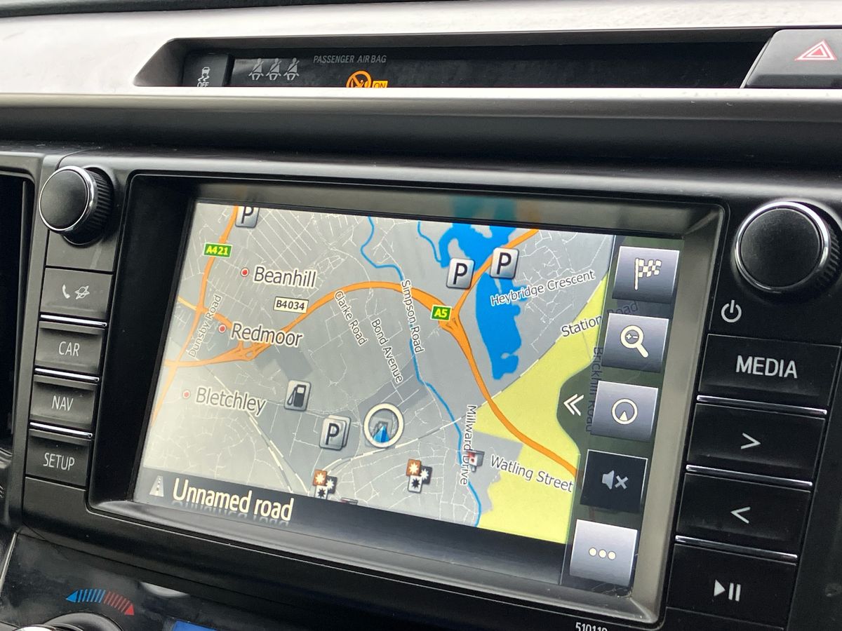 Used Toyota RAV4 2018 for sale - 76736060: Photo 12