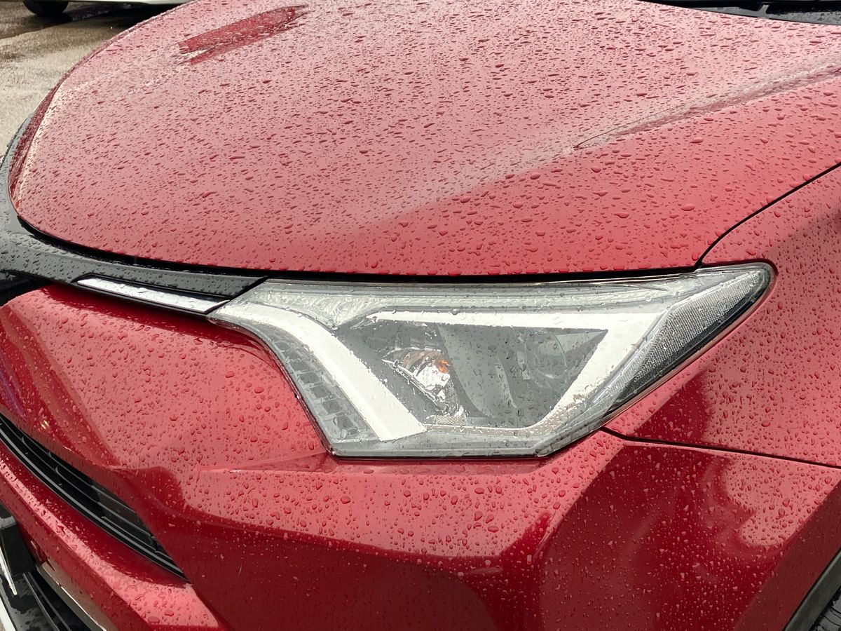 Used Toyota RAV4 2018 for sale - 76736060: Photo 14