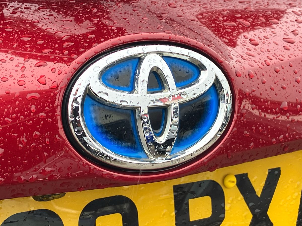 Used Toyota RAV4 2018 for sale - 76736060: Photo 24