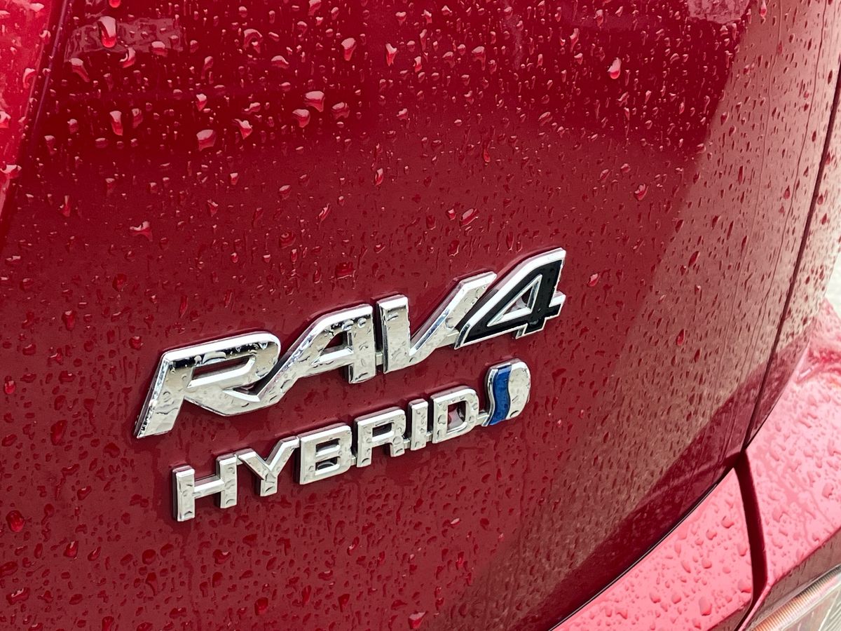 Used Toyota RAV4 2018 for sale - 76736060: Photo 26