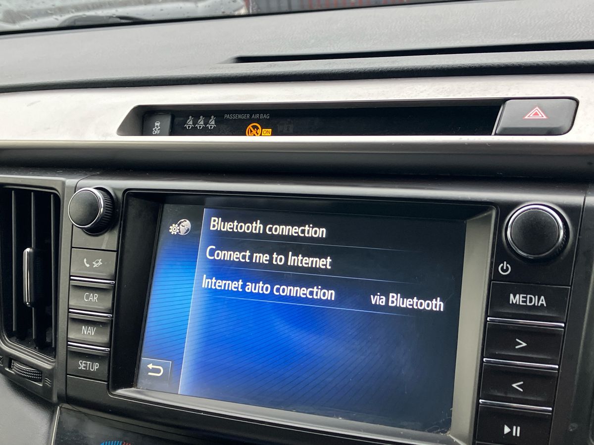 Used Toyota RAV4 2018 for sale - 76736060: Photo 48