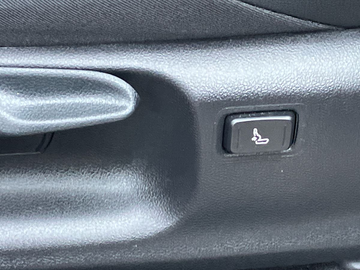 Used Toyota C-HR 2023 for sale - 77148773: Photo 38