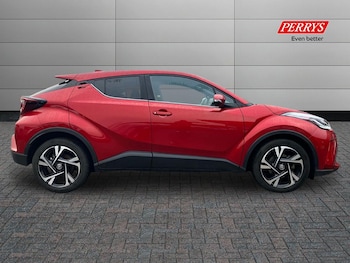 Used Toyota C-HR 2023 for sale - 77148773: Photo