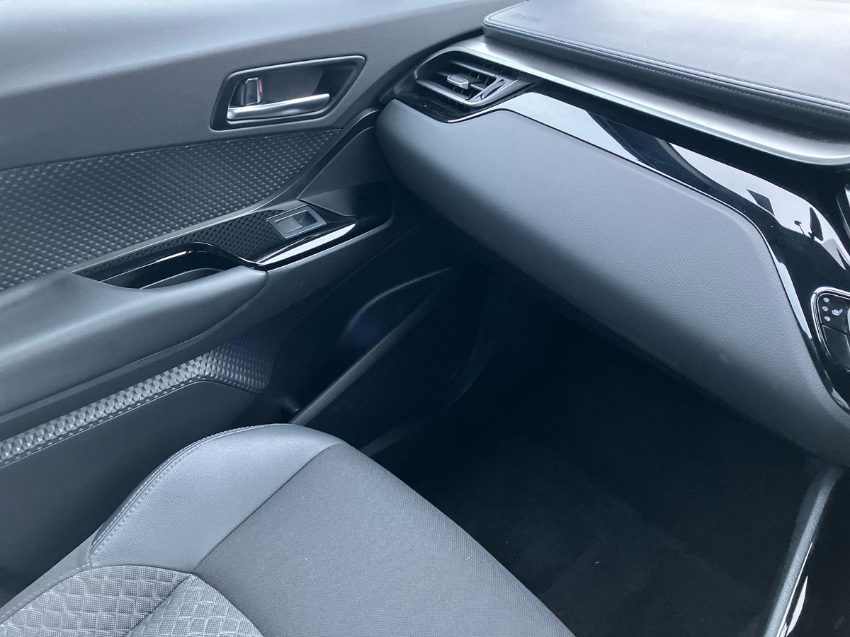 Used Toyota C-HR 2023 for sale - 77148773: Photo 57