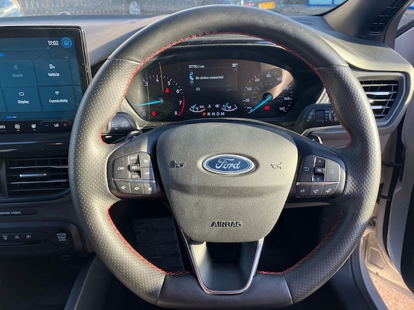 Used Ford Focus 2023 for sale - 76128480: Photo 17