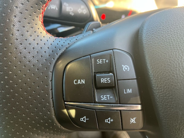 Used Ford Focus 2023 for sale - 76128480: Photo 33