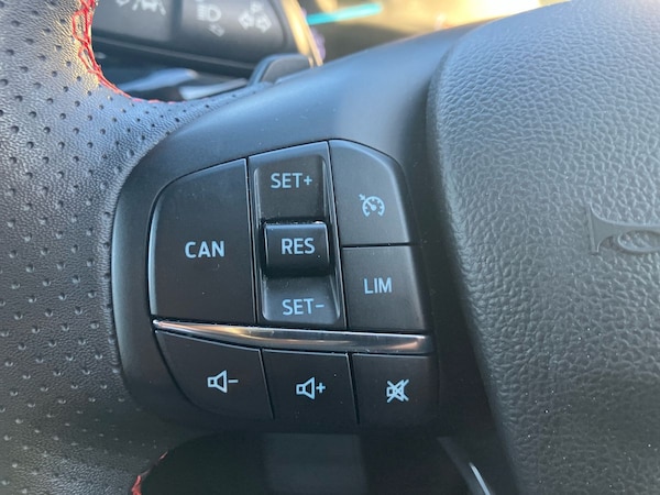 Used Ford Focus 2023 for sale - 76128480: Photo 37