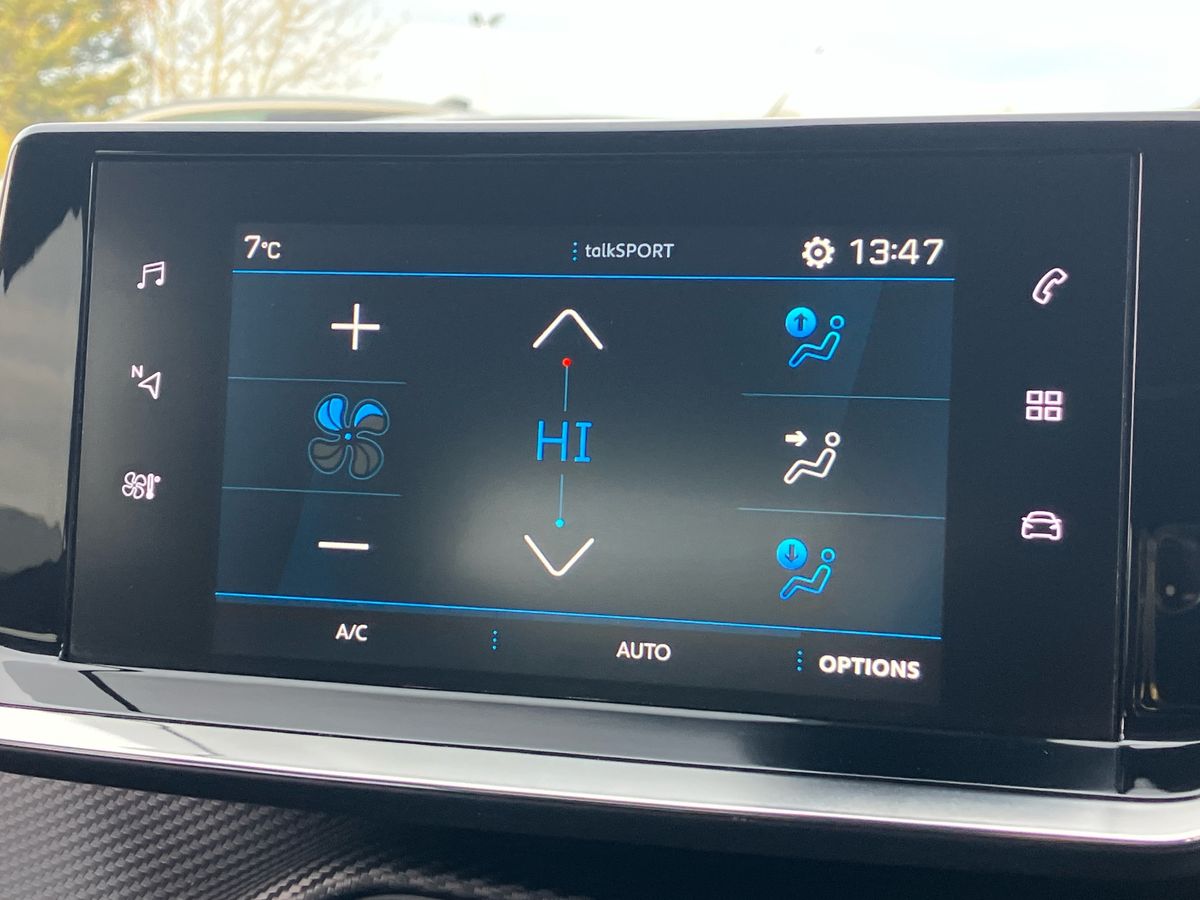 Used Peugeot 2008 2022 for sale - 77432178: Photo 12