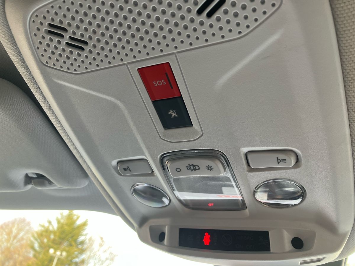 Used Peugeot 2008 2022 for sale - 77432178: Photo 52