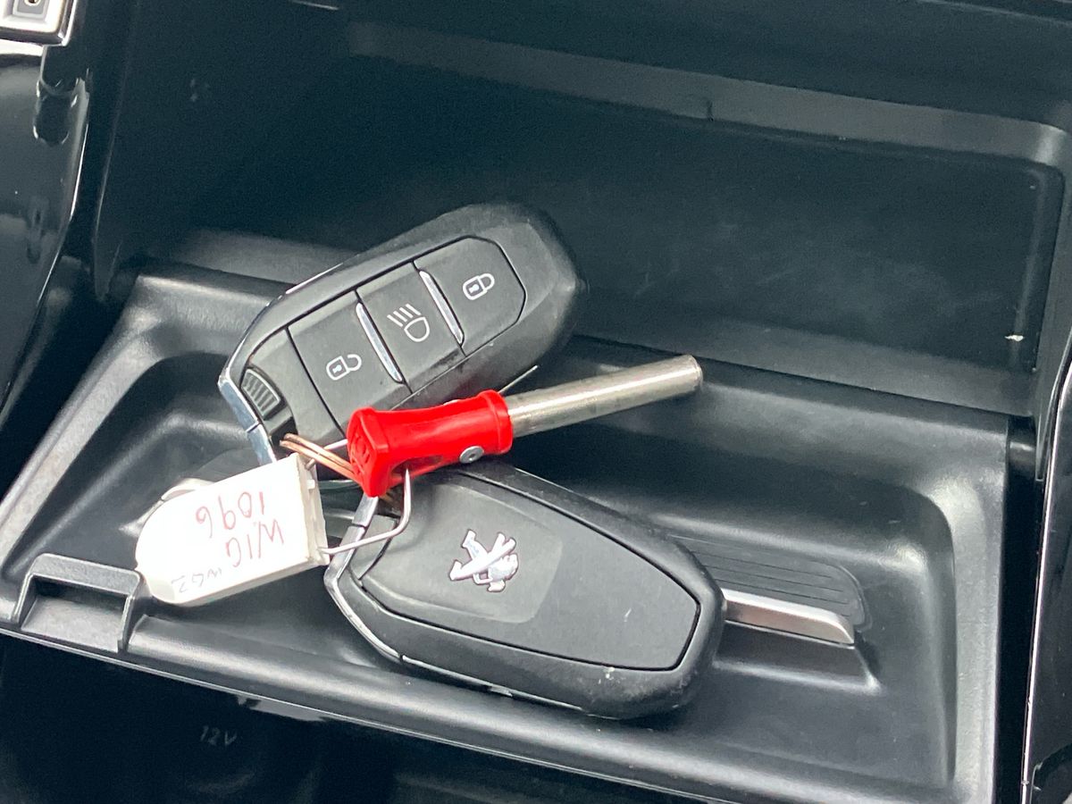 Used Peugeot 2008 2022 for sale - 77432178: Photo 53