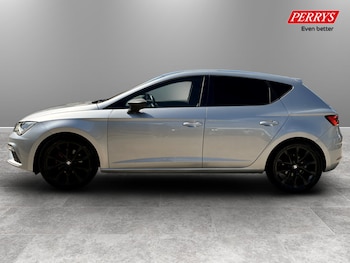 Used SEAT Leon 2019 for sale - 78237394: Photo