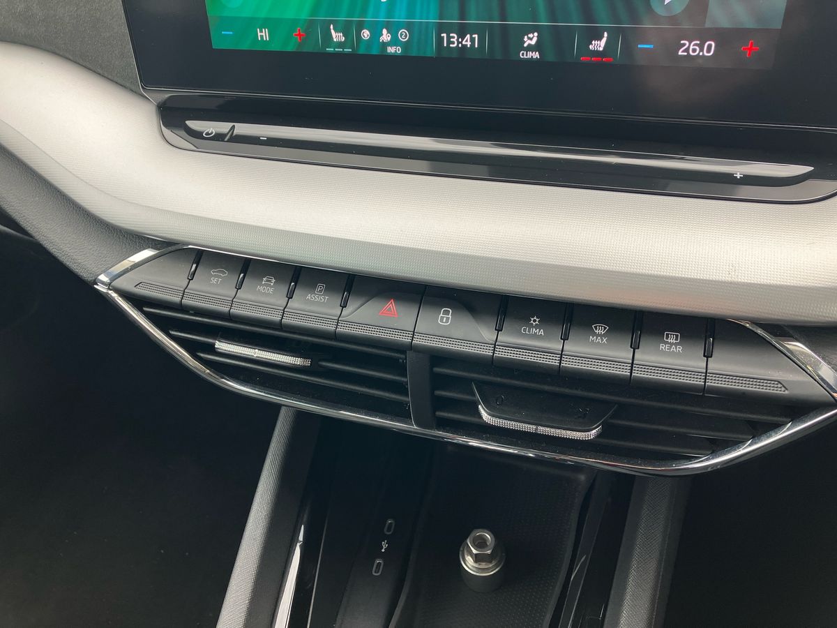 Used Skoda Octavia 2023 for sale - 76364710: Photo 48