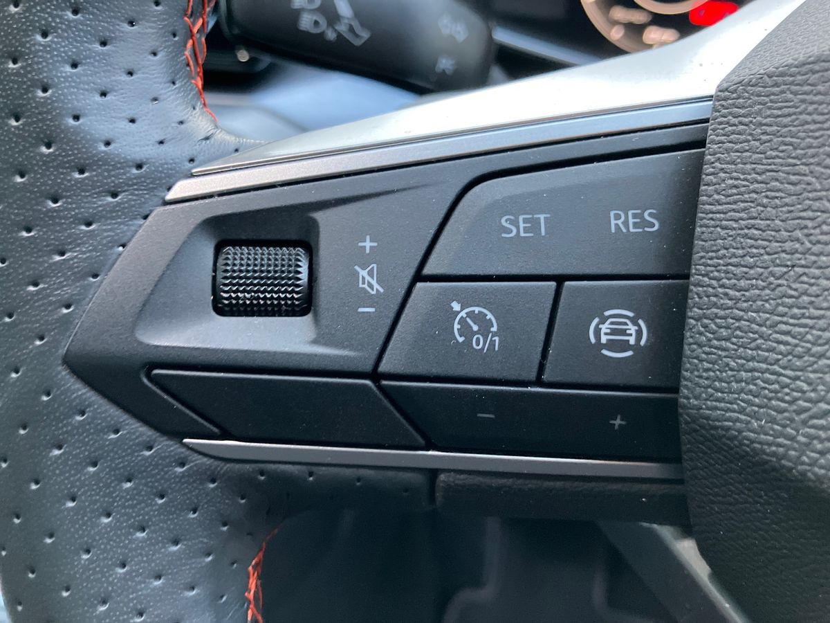 Used SEAT Leon 2025 for sale - 77775789: Photo 16