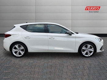 Used SEAT Leon 2025 for sale - 77775789: Photo