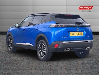 Used Peugeot 2008 2021 for sale - 76264018: Photo