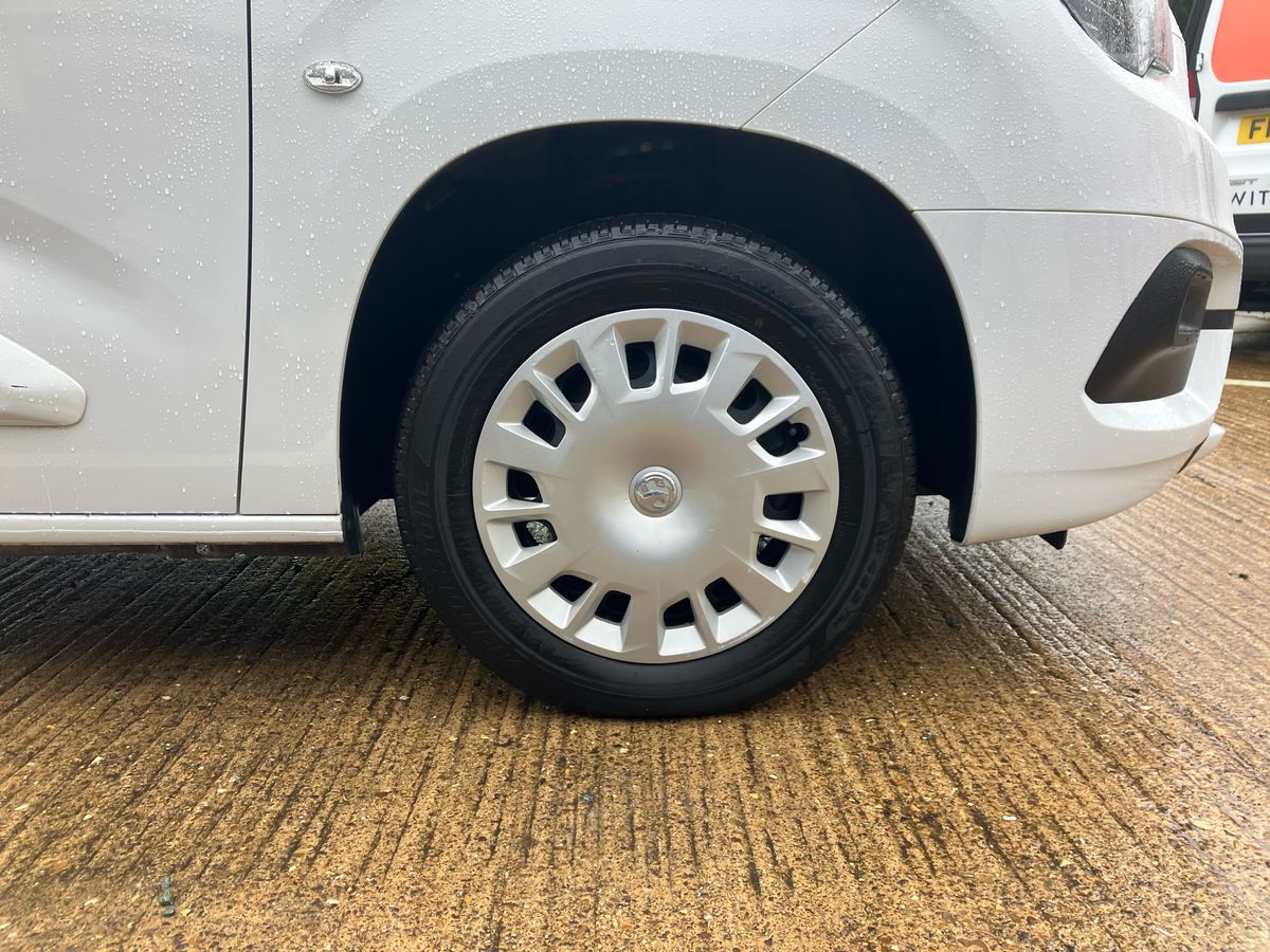 Used Vauxhall Combo 2023 for sale - 76341249: Photo 7