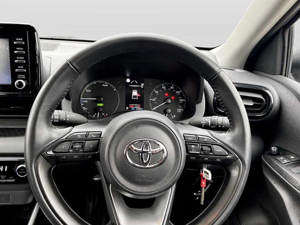 Used Toyota Yaris 2024 for sale - 77432111: Photo 16