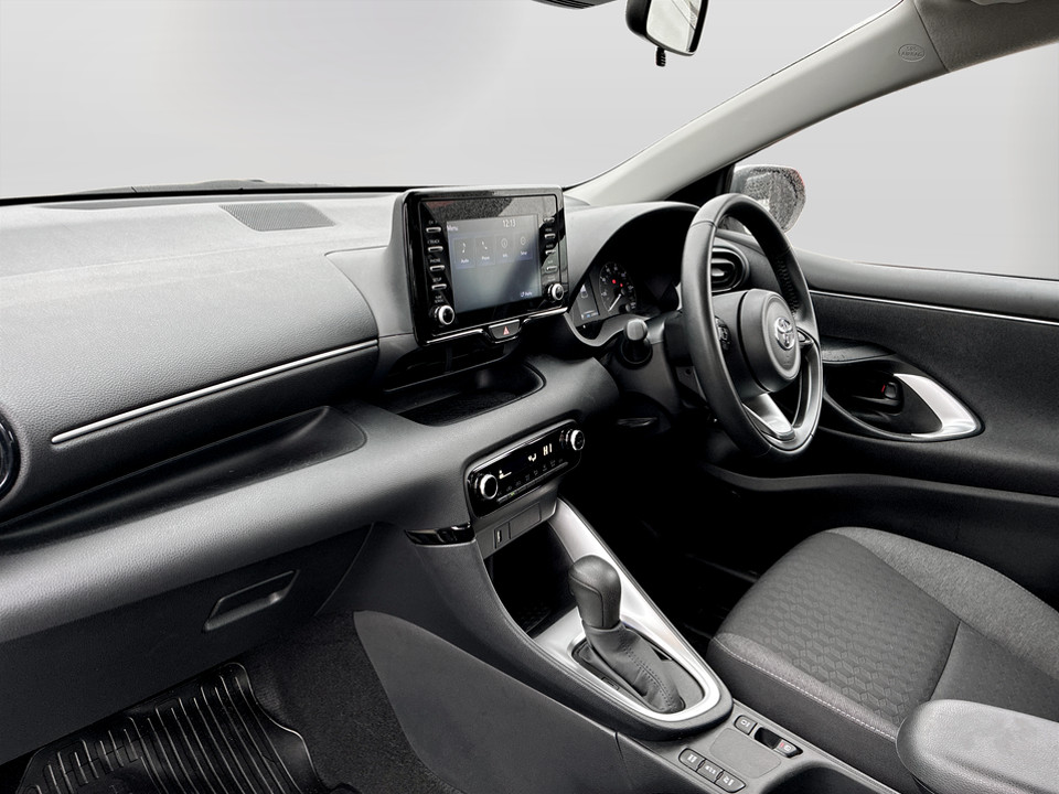 Used Toyota Yaris 2024 for sale - 77432111: Photo 21