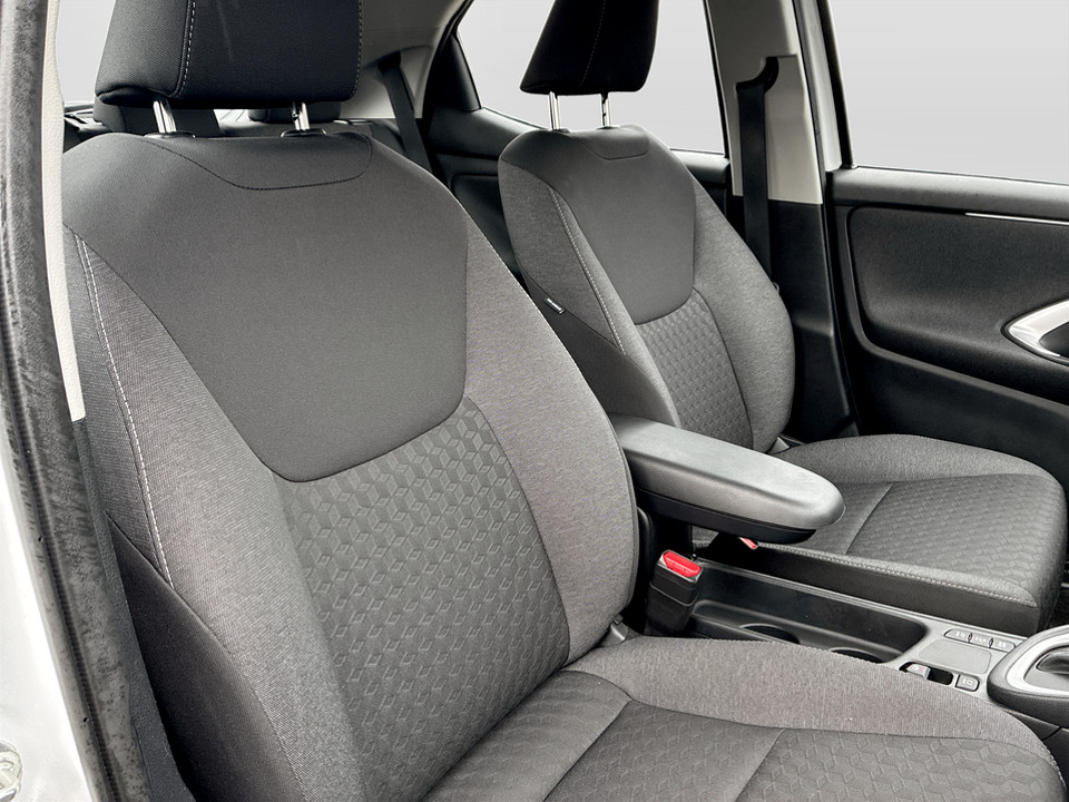 Used Toyota Yaris 2024 for sale - 77432111: Photo 23