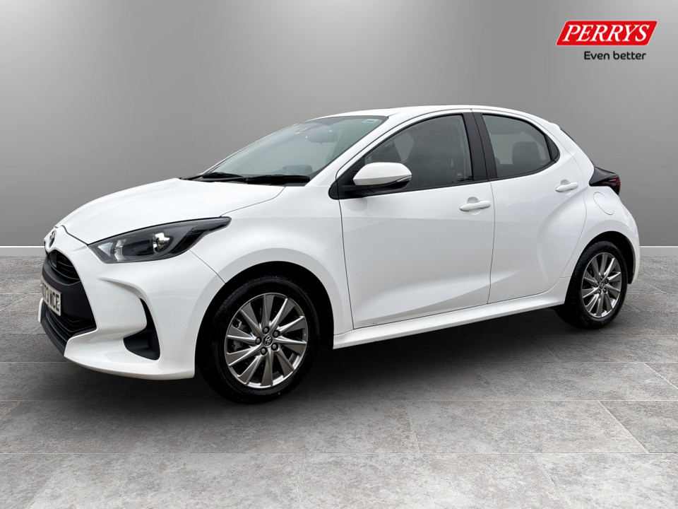 Used Toyota Yaris 2024 for sale - 77432111: Photo 3