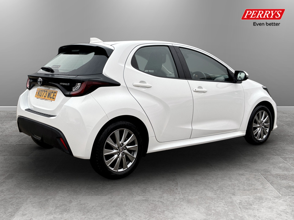 Used Toyota Yaris 2024 for sale - 77432111: Photo 7