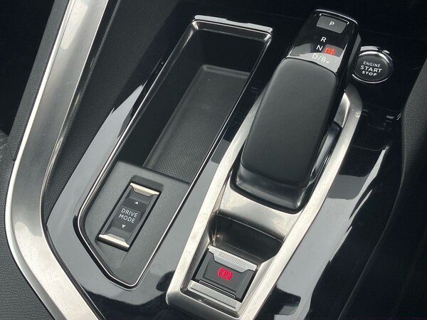 Used Peugeot 3008 2023 for sale - 76264117: Photo 57