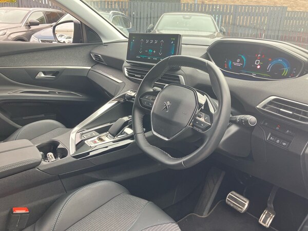 Used Peugeot 3008 2023 for sale - 76264117: Photo 9