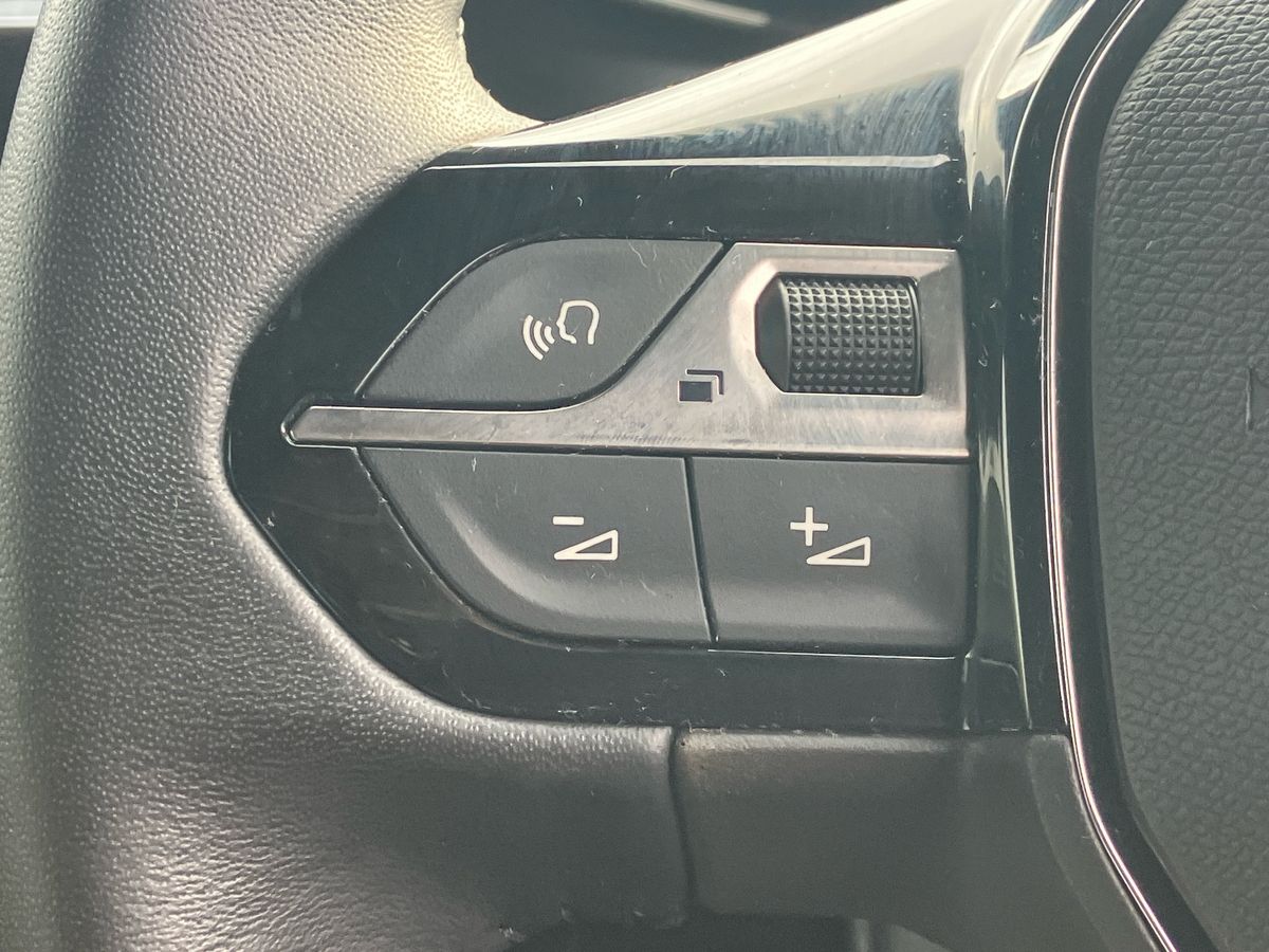 Used Peugeot 2008 2023 for sale - 76045554: Photo 16