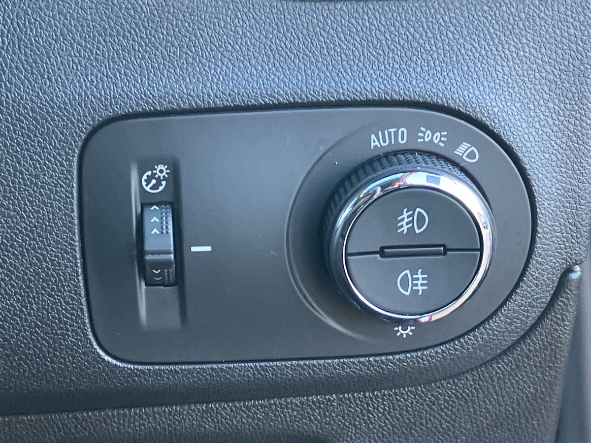 Used Vauxhall Crossland 2022 for sale - 76905670: Photo 35