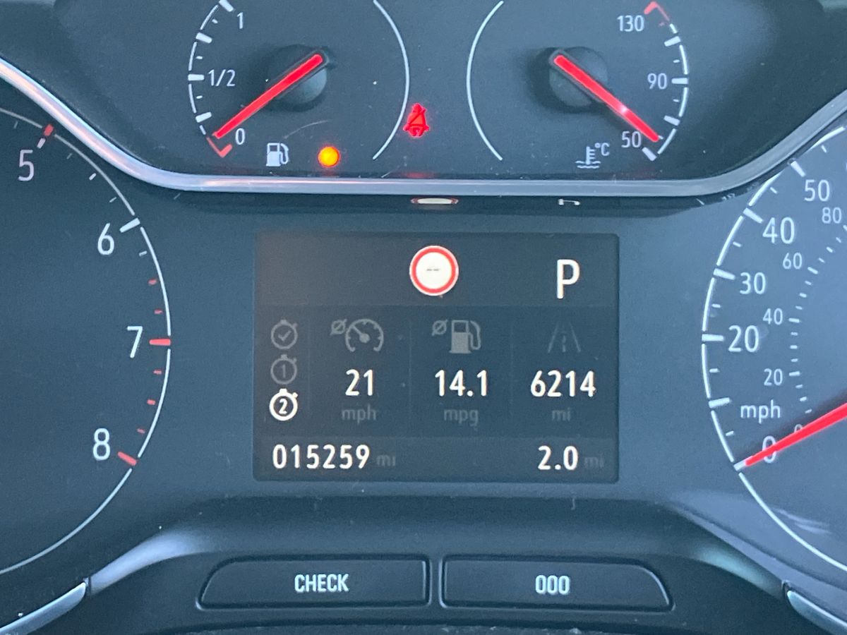 Used Vauxhall Crossland 2022 for sale - 76905670: Photo 40