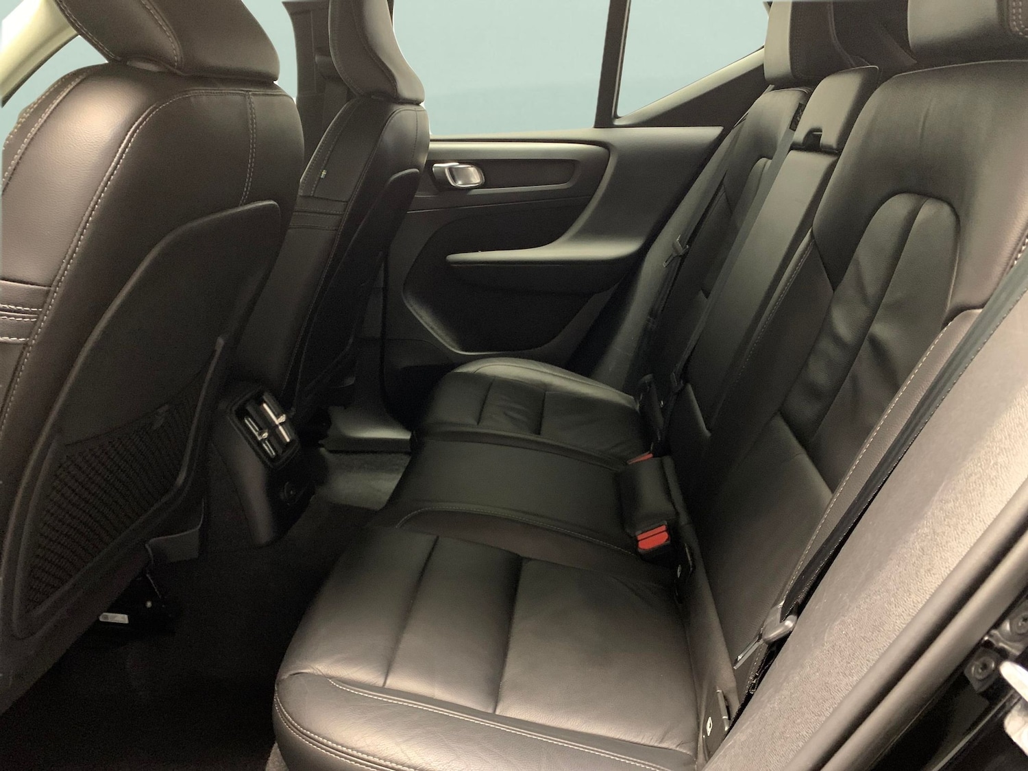 Used Volvo XC40 2021 for sale - 76847529: Photo 23