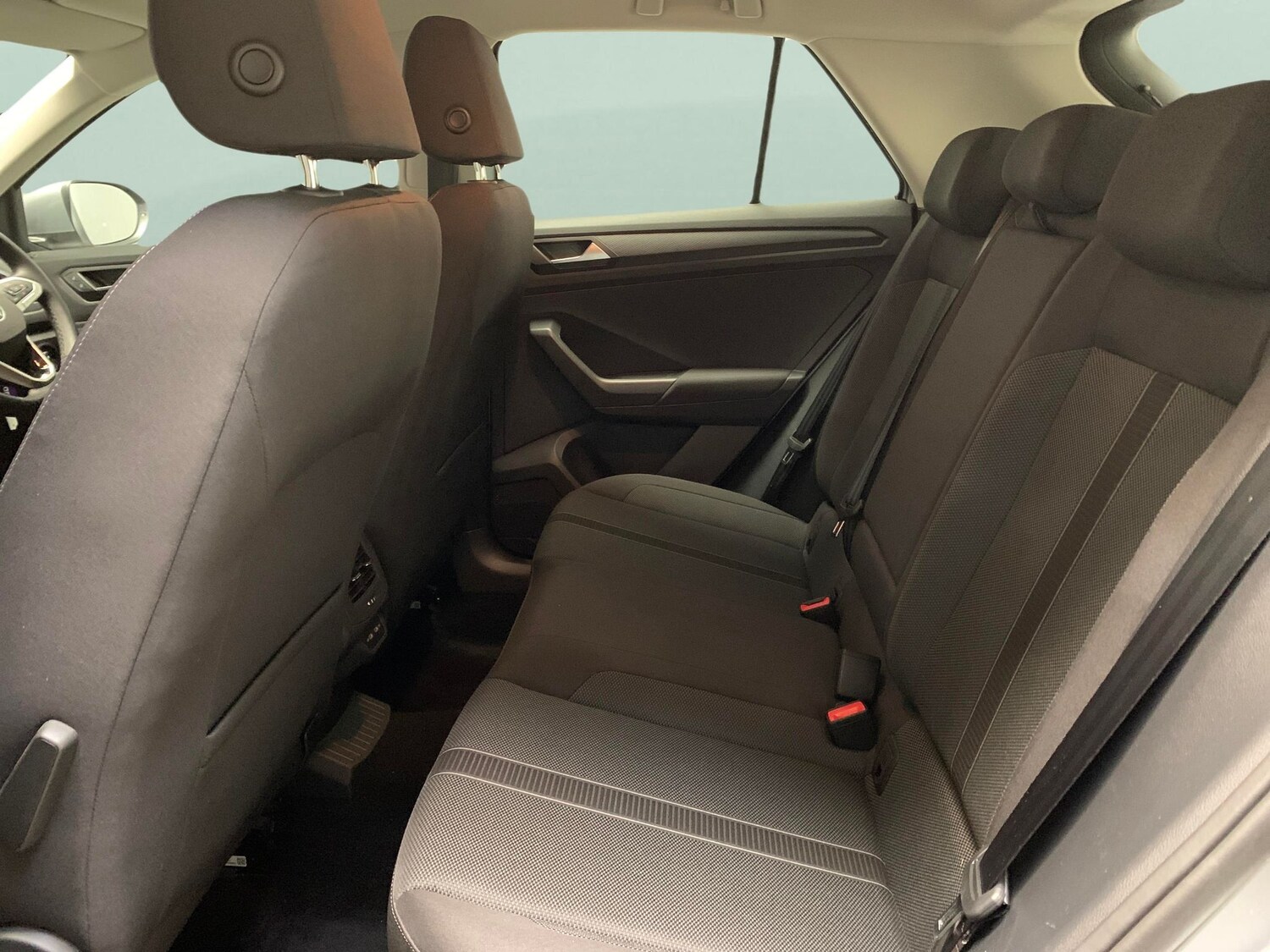 Used Volkswagen T-Roc 2022 for sale - 76575624: Photo 24