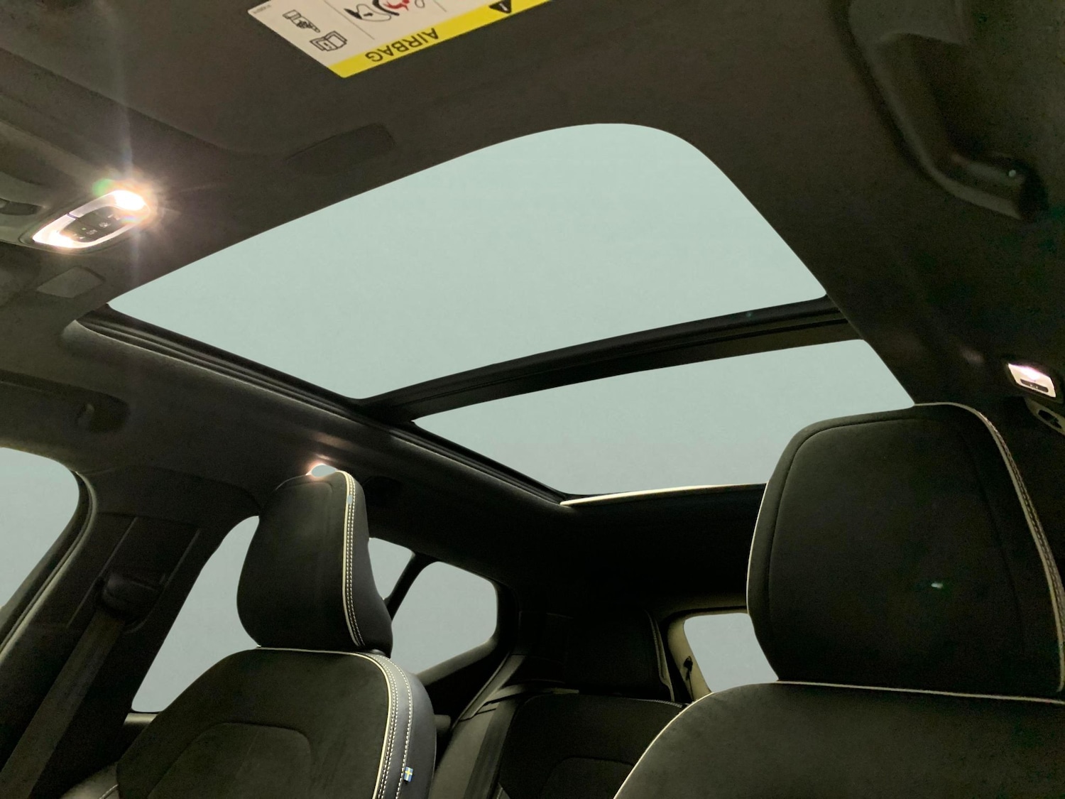 Used Volvo XC40 2021 for sale - 76540361: Photo 5