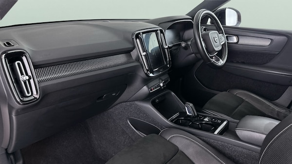 Used Volvo XC40 2021 for sale - 76310632: Photo 16
