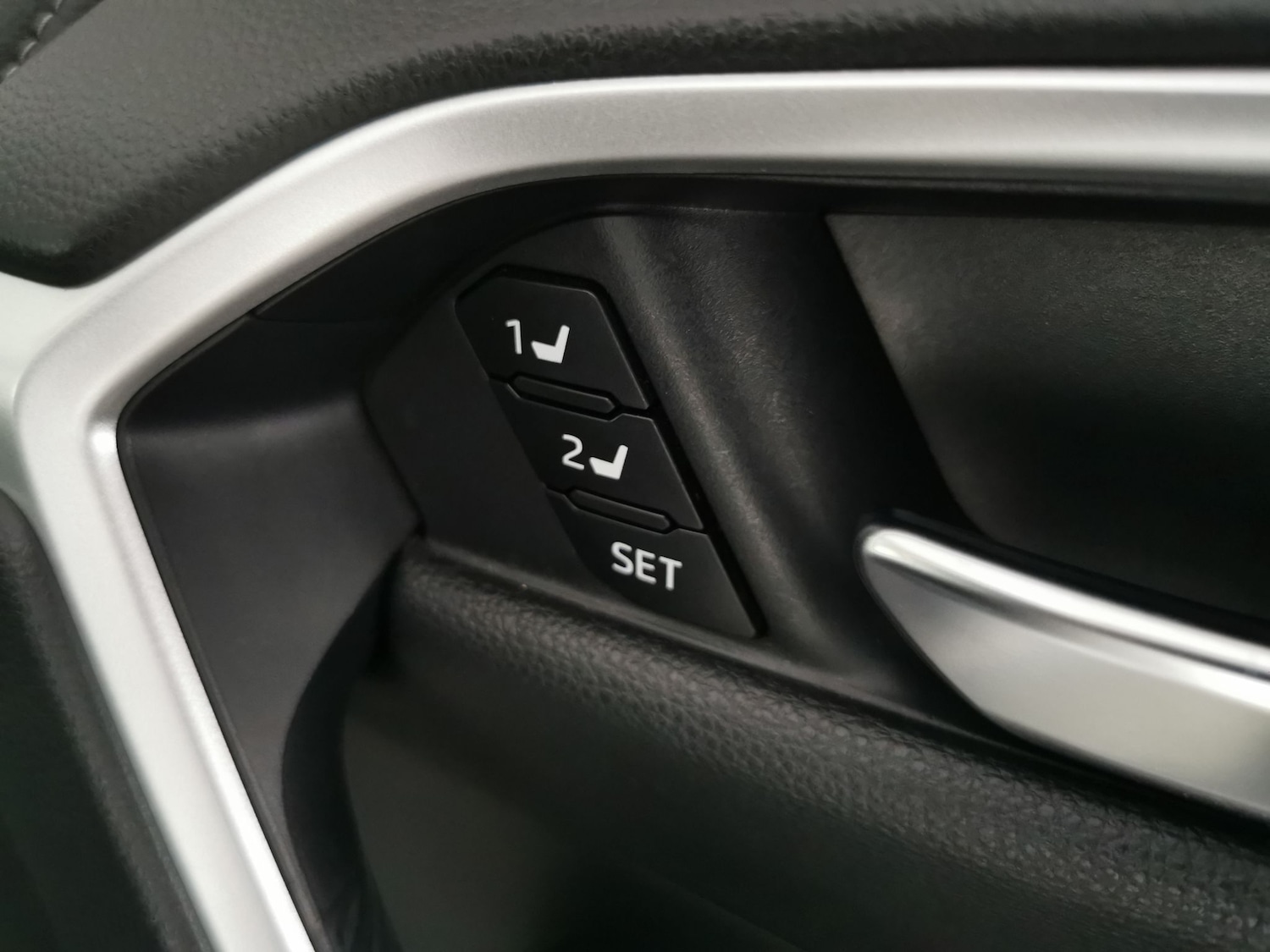 Used Toyota RAV4 2020 for sale - 76588900: Photo 22