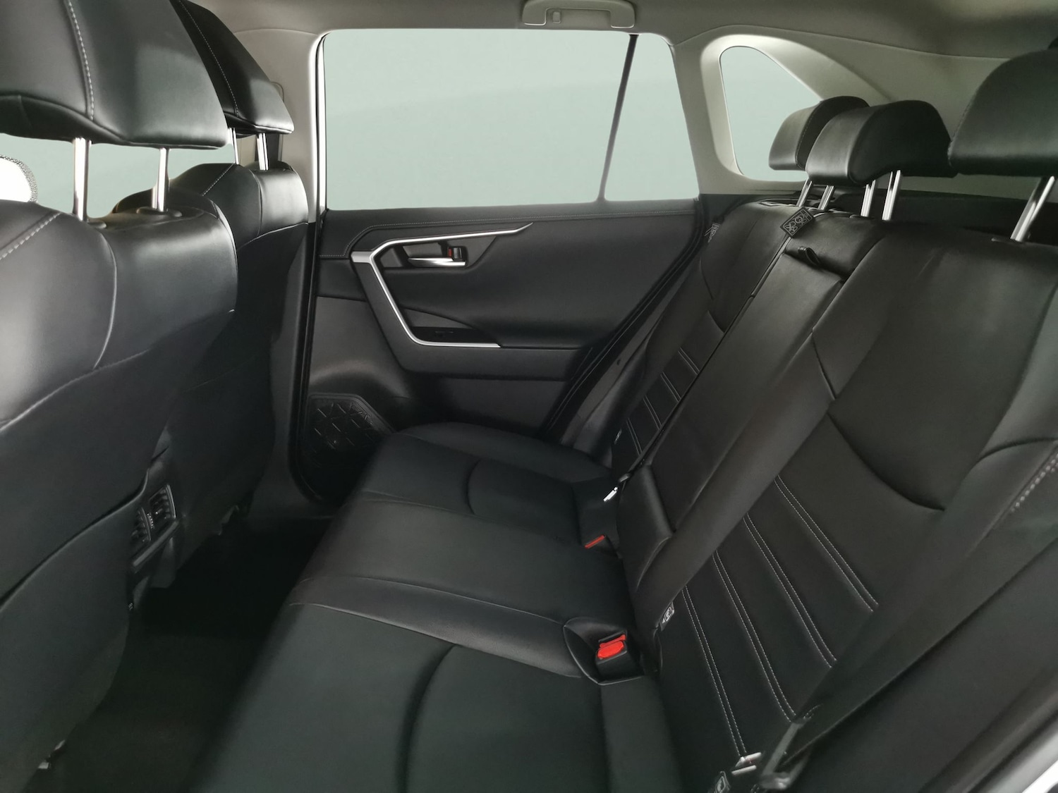 Used Toyota RAV4 2020 for sale - 76588900: Photo 34