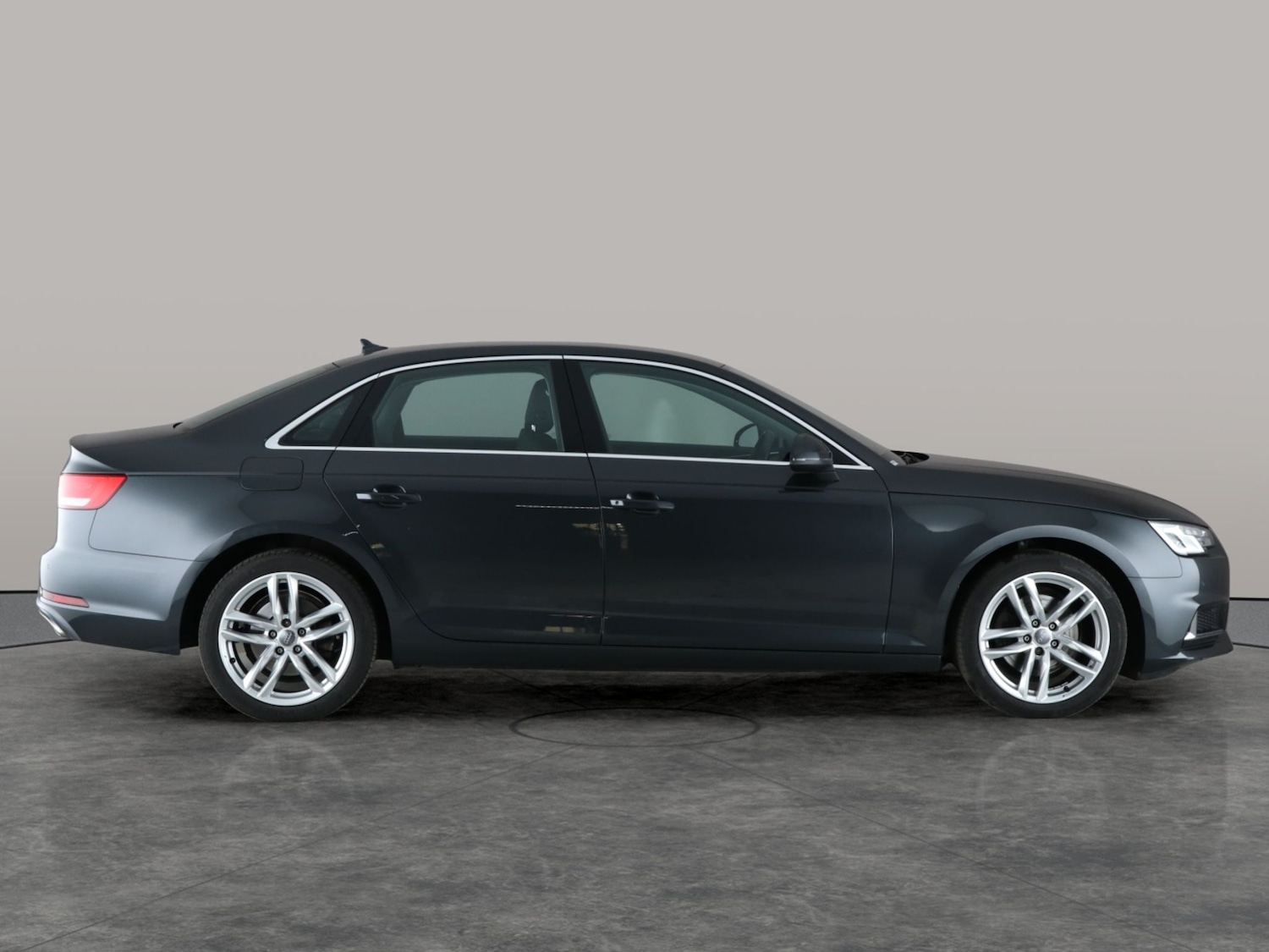 Used Audi A4 2019 for sale - 76444618: Photo 11