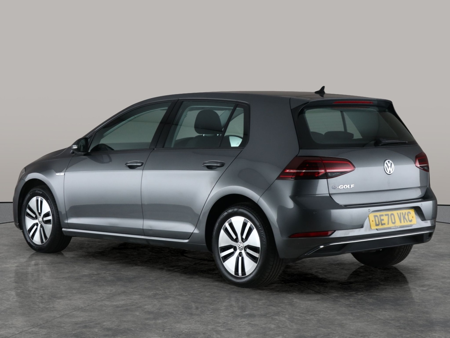 Used Volkswagen Golf 2020 for sale - 76668571: Photo 11