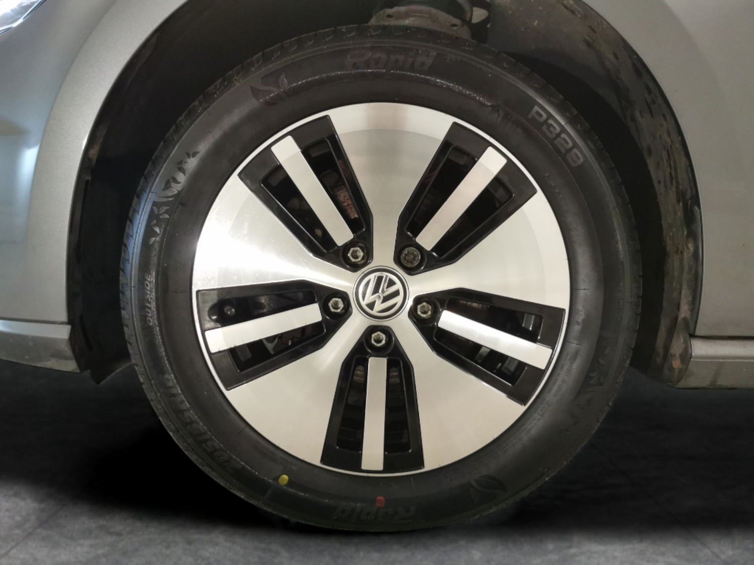 Used Volkswagen Golf 2020 for sale - 76668571: Photo 20