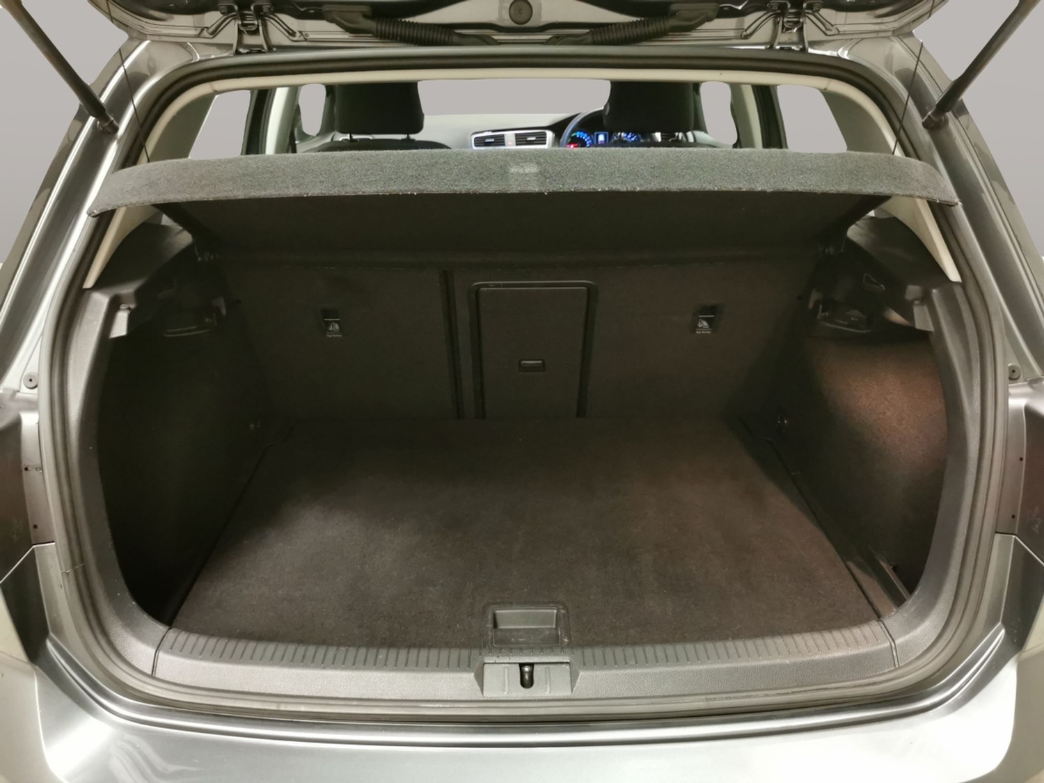 Used Volkswagen Golf 2020 for sale - 76668571: Photo 31