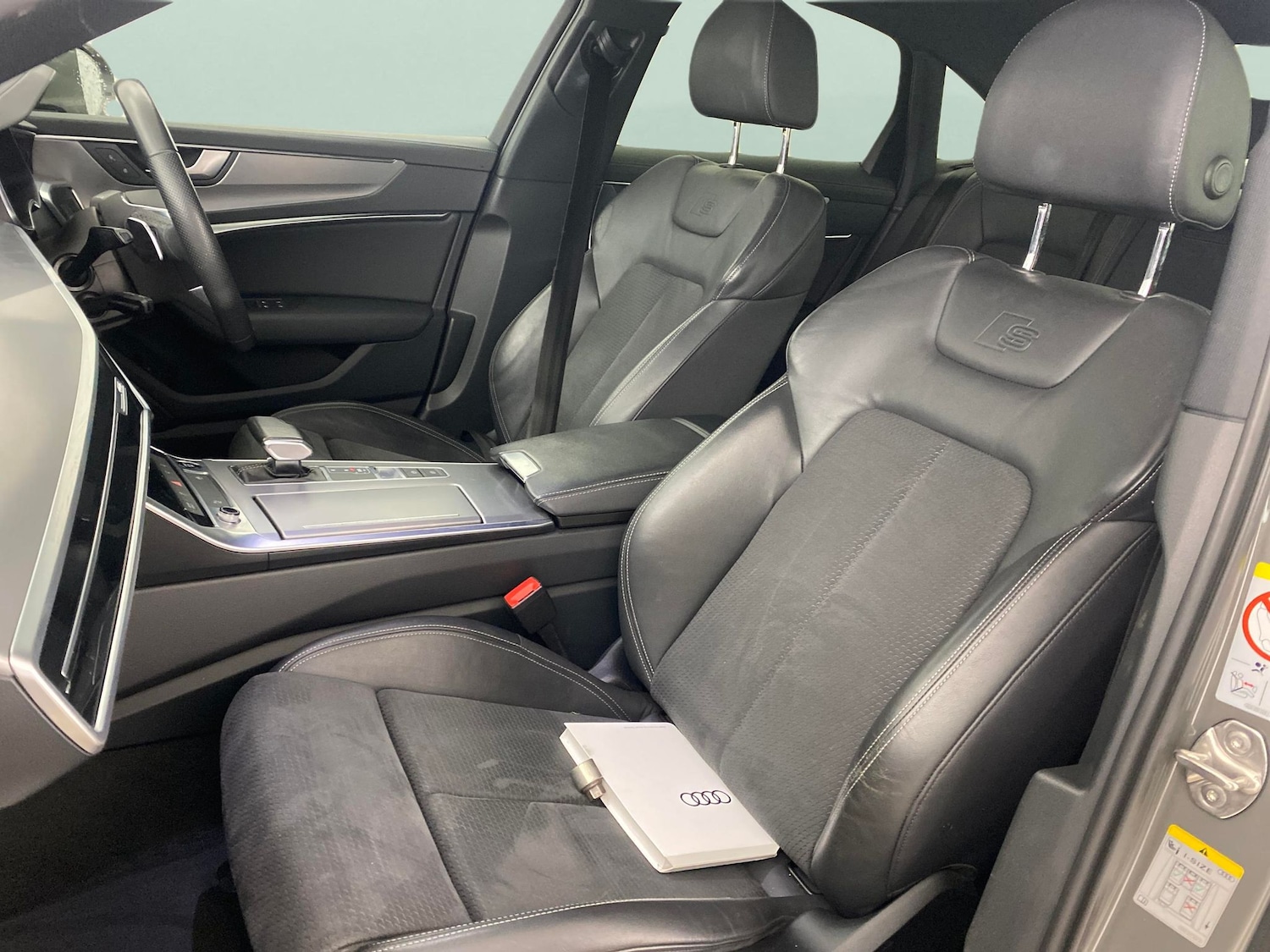 Used Audi A6 Saloon 2022 for sale - 77631024: Photo 4