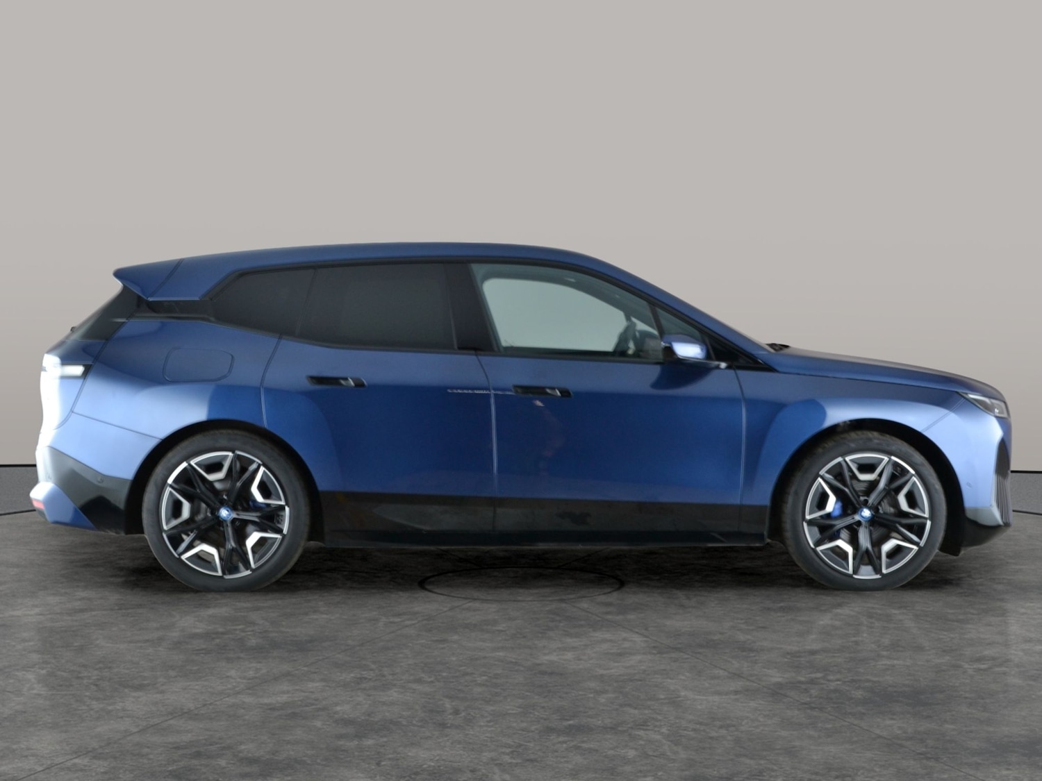 Used BMW iX 2022 for sale - 76980421: Photo 12